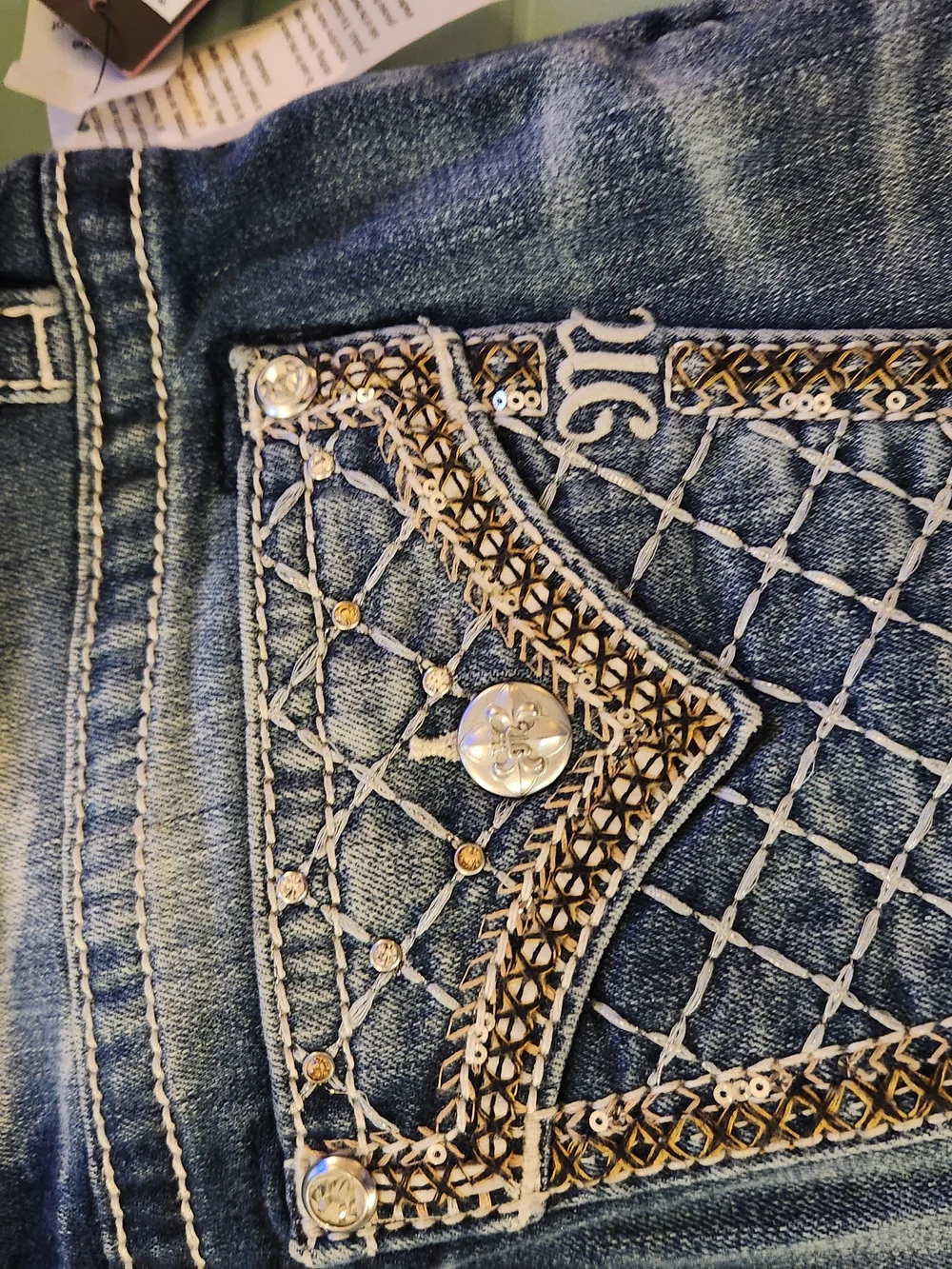 Miss Me Skinny Jeans in Faded Blue Wash with Embellished Pocket - Picture 2 of 3